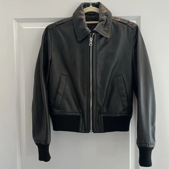 Quince washed leather bomber jacket - Picture 2 of 8
